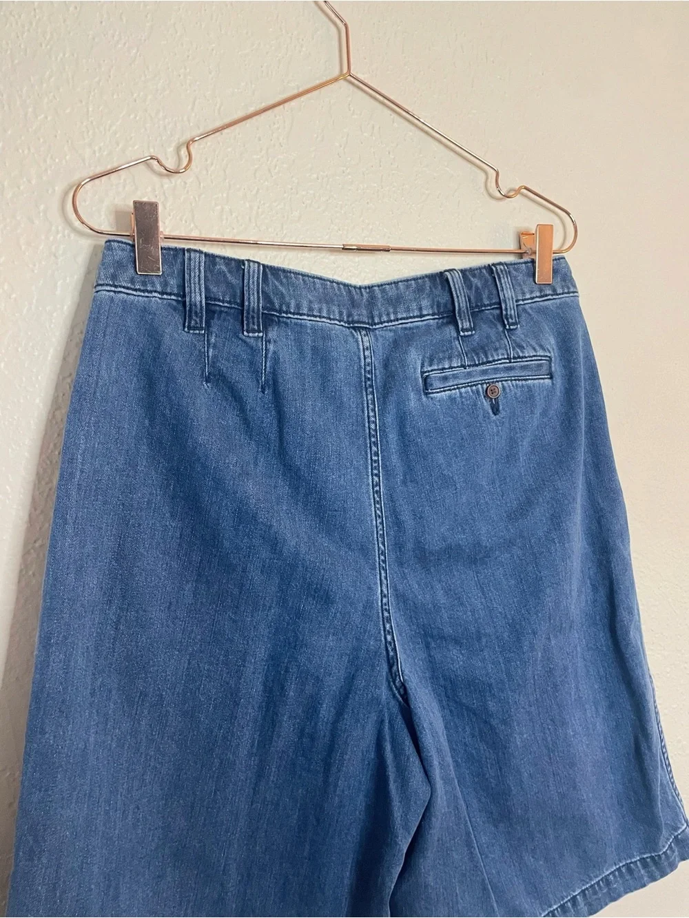 Lands’ End Pleated Slouchy Denim Bermuda Shorts 10